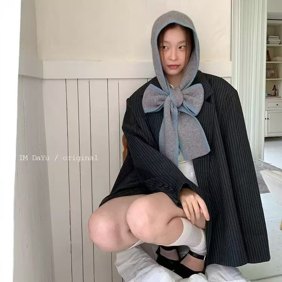 Korean new style wool blend autumn and winter hooded scarf, all-in-one warm ear-covering knitted hat, versatile shawl, trendy