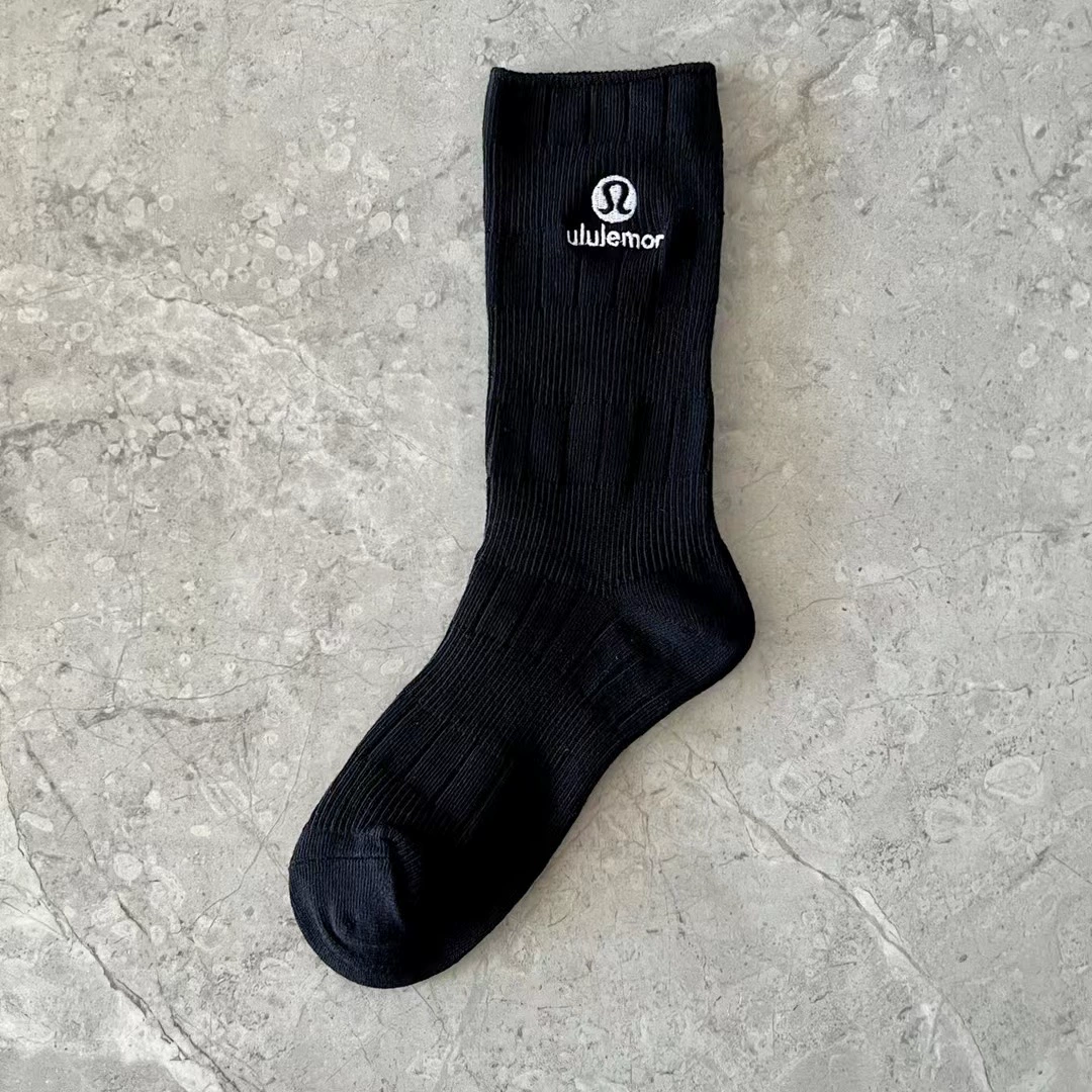 Летние новые женские носки lululemon с двуигольной вышивкой, универсальные носки из пуха, впитывающие пот и дышащие, середины икры, хлопковые носки