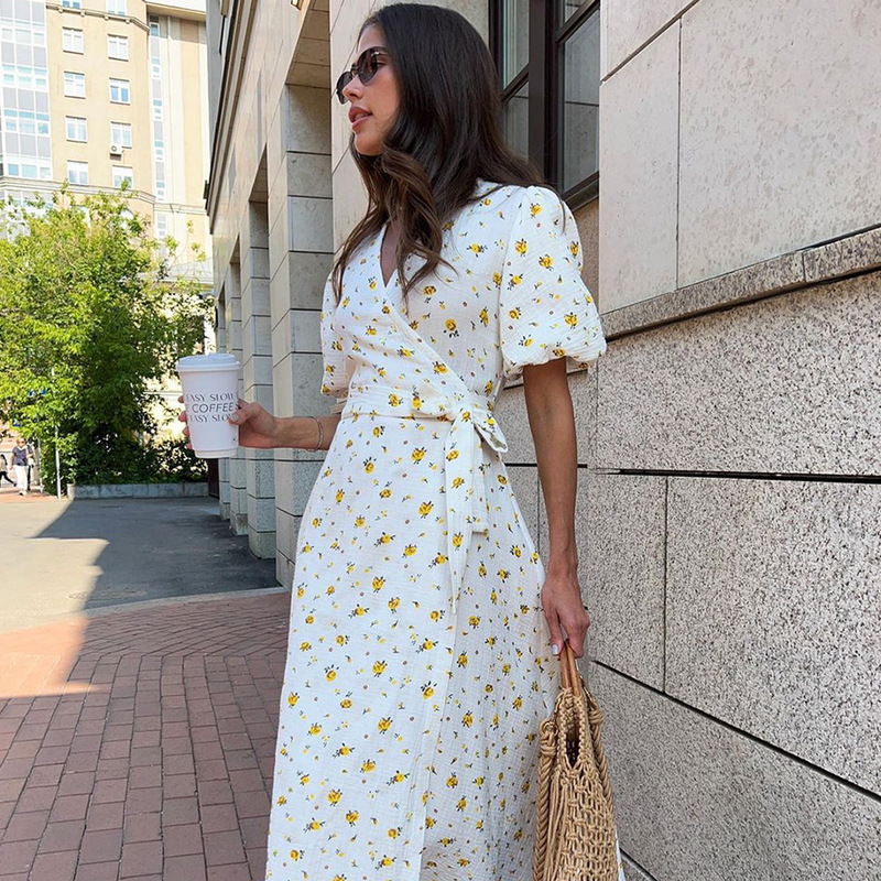 Cross-border Summer Sweet Floral Long Dress Cotton Crepe Print Lace-up V-Neck Fashion Long dress Cross-border Summer Sweet Floral Long Dress Cotton Crepe Print Lace-up V-Neck Fashion Long dress
