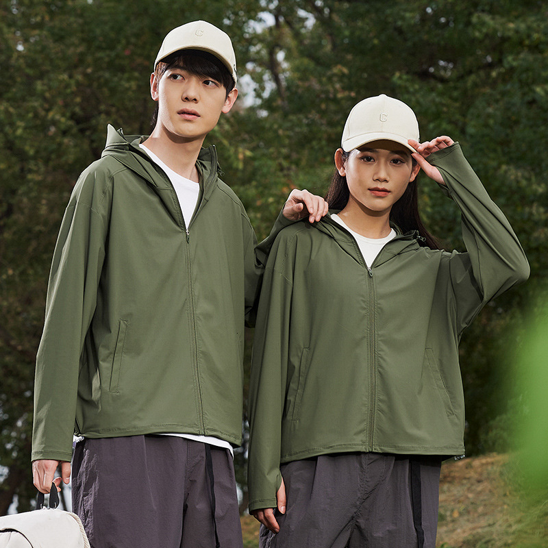 UPF50 + chaqueta de protección solar de verano tendencia suelta de hielo piel piel transpirable chaqueta de protección solar al aire libre para hombres