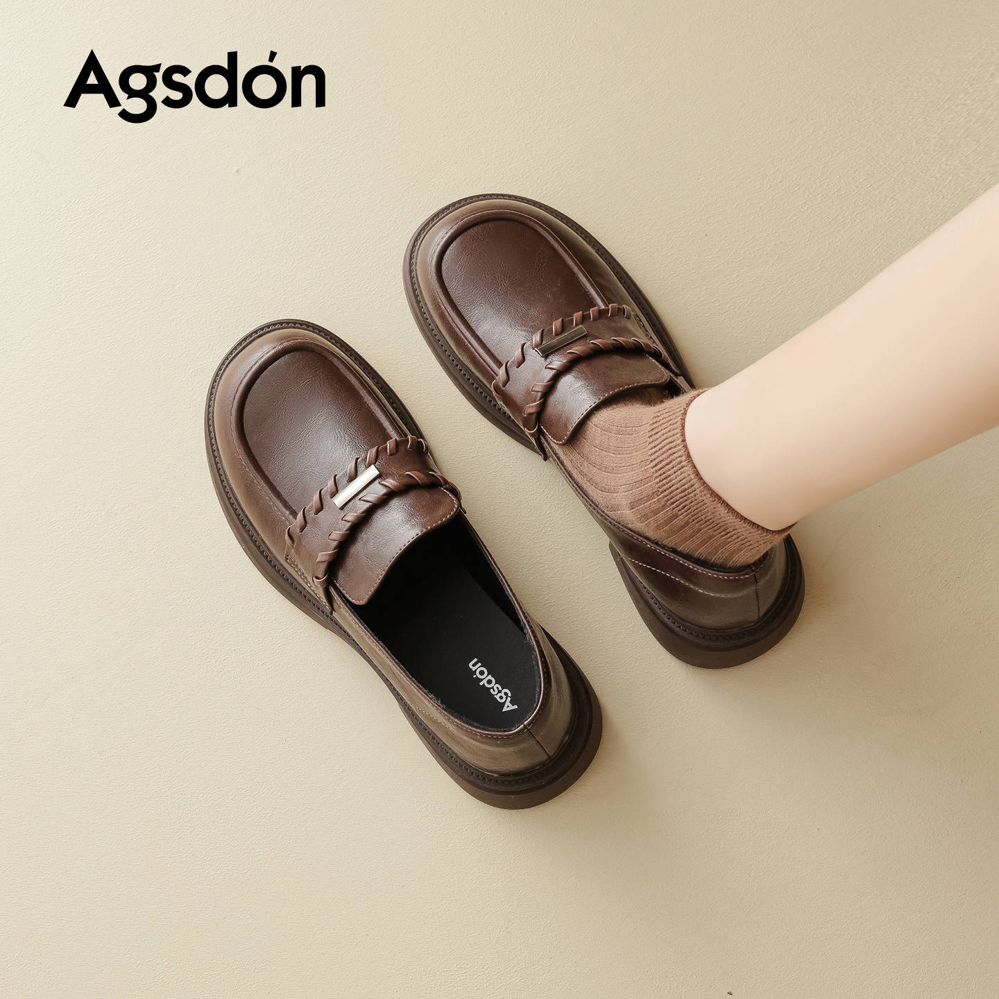 Auge Shi Deng marrón zapatos Lefour de fondo grueso para mujeres 2025 nuevo otoño zapatos de tacón grueso zapatos de cuero gigantescos de aspecto pequeño zapatos de cuero británicos