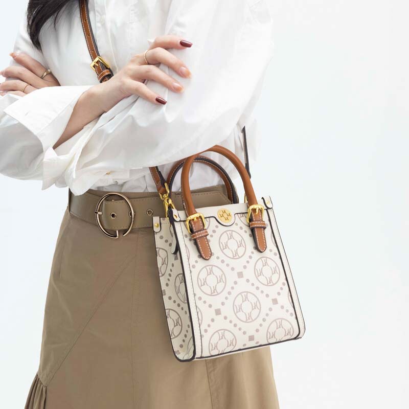 Summer Bag Female Niche Design Fashionable Piano Sketch Bag High-end Portable Small Bag Fashionable Shoulder Crossbody Bag for Women