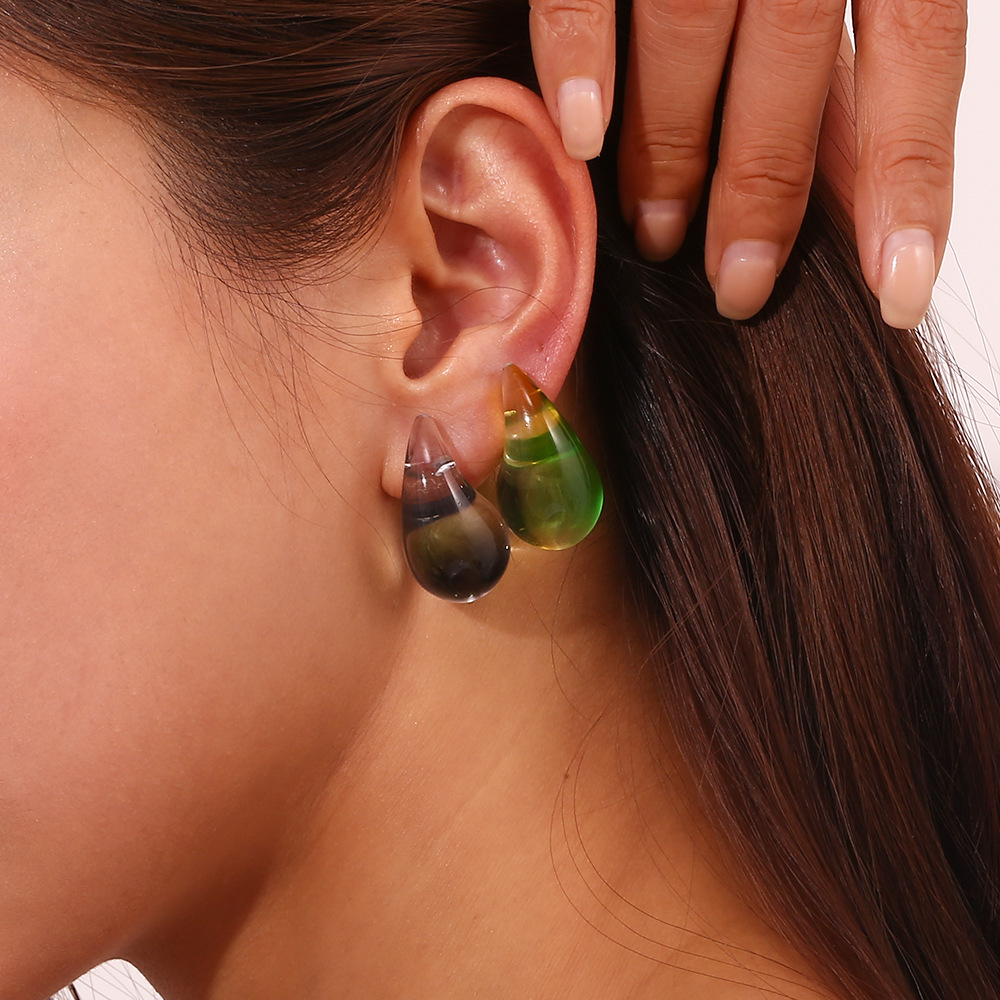 Casual Simple Style Water Droplets Resin Women's Ear Studs 1 Pair display picture 8