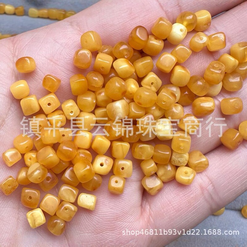 Natural Amber Beeswax Chicken Oil Yellow Small Square Irregular Small Particle Scattered Beads DIY Handmade Beads Single Beads