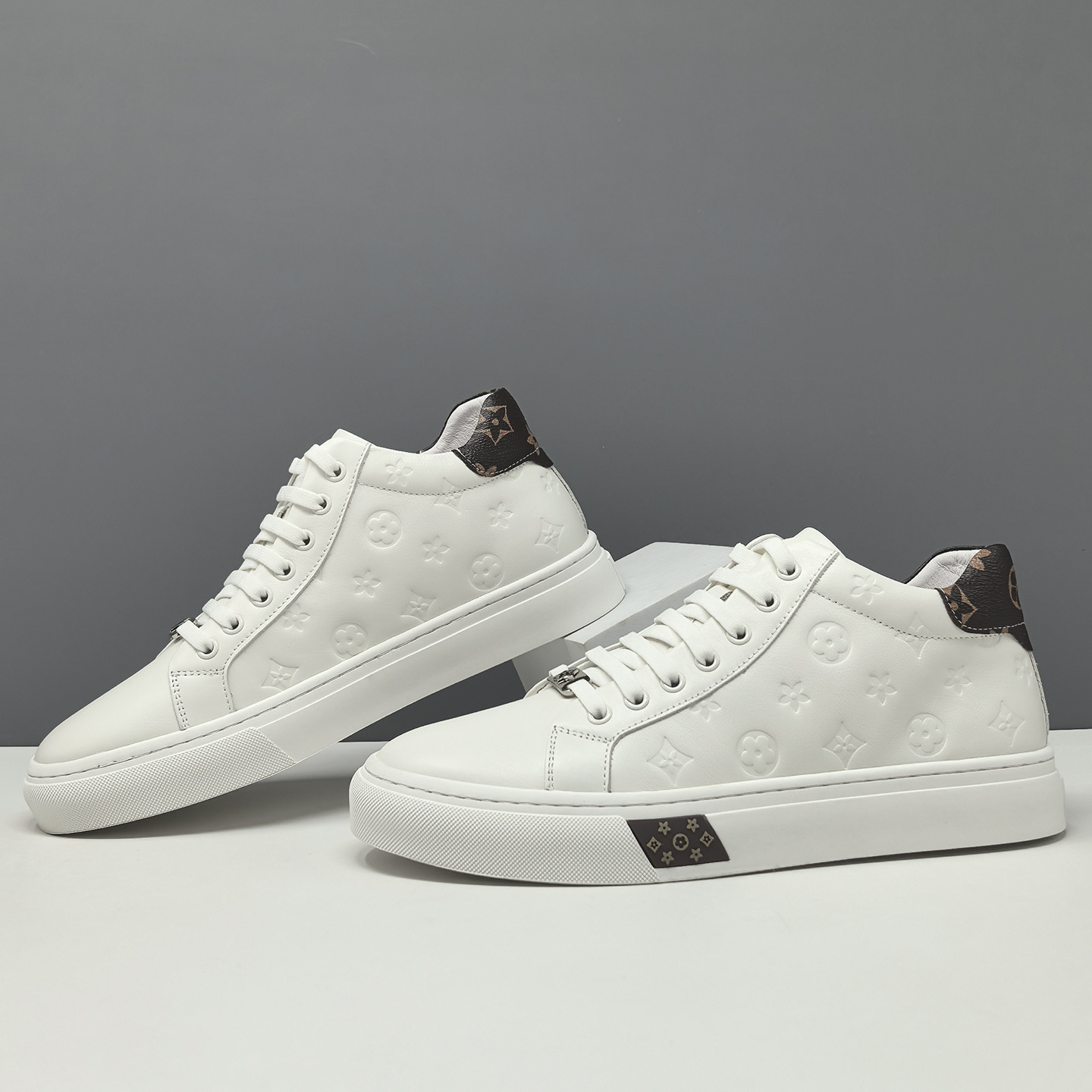 Genuine Leather Sneakers for Men, Trendy Versatile Casual Shoes, European Style Men's Shoes, Men's Light Luxury Slip-On Lazy High-Top Shoes