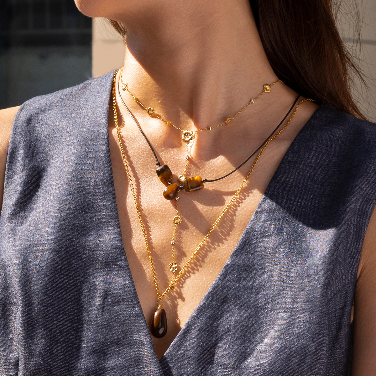 Collar de acero inoxidable TINA Europa y América dulce y cool chica caliente largo estilo de cuerdas delgadas collar de piedra natural cadenas clavículas de venta caliente transfronteriza