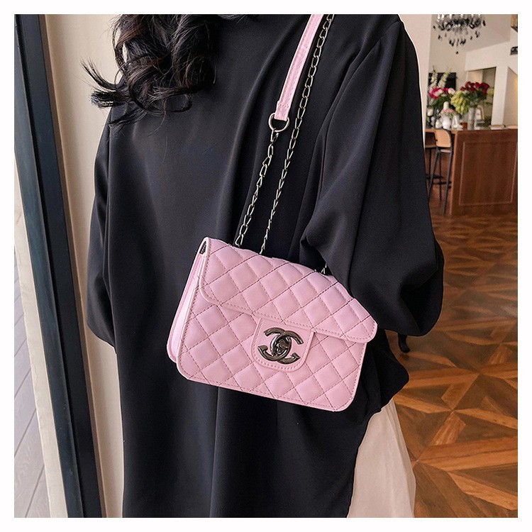 Bolso de Mujer de Lujo Ligero, Nuevo Modelo 2026, Bordado, Acolchado, con Cadena, de Hombro y Cruzado, Bolso Cuadrado Pequeño para Mujer