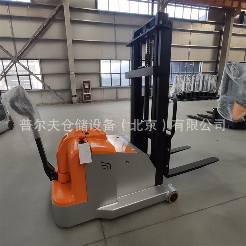 900kg无支腿平衡重电动堆高车全自动托盘堆垛车CPD电瓶叉车北京