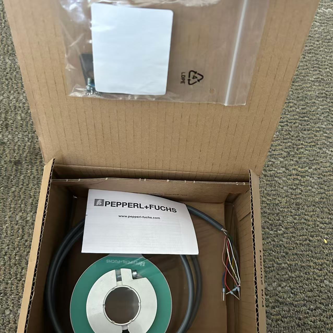 倍加福增量编码器ENI90PL-H38JA5-1024UD1-RAA 现货全系列可订货