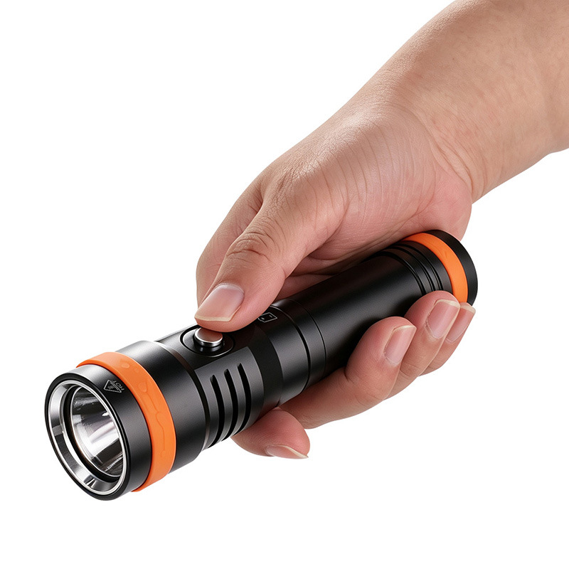 New Cross-Border Magnetic Charging Diving Flashlight with Green Laser for Underwater Guidance, Training, and Photography Lighting