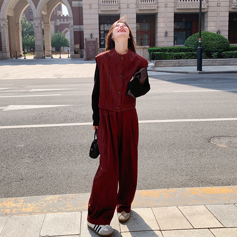 实拍初秋穿搭套装女2025新款又a又飒气质马甲打底衫阔腿裤三件套|undefined