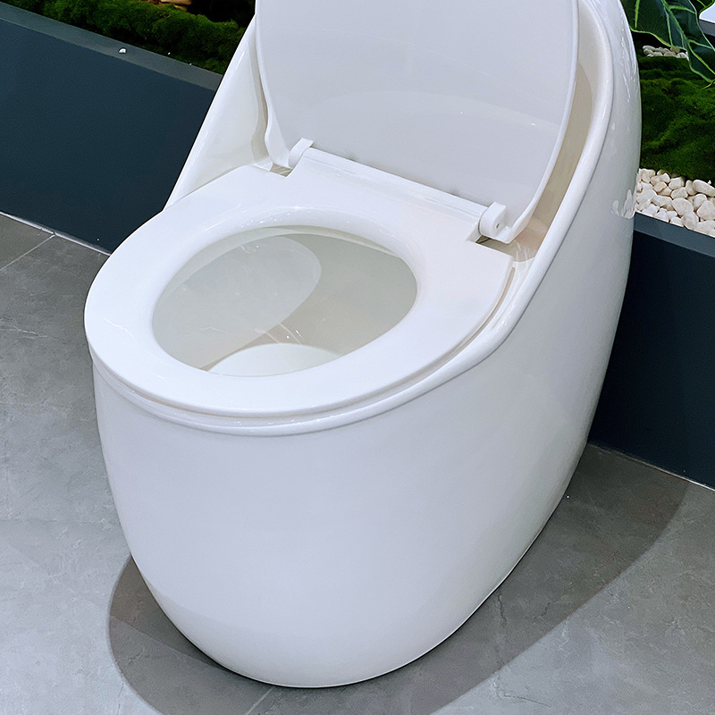 Fabricantes de inodoro mayorista de artículos sanitarios de Guangdong nuevos conjuntos de ingeniería de sifon de tipo personalidad de superpirrón para el hogar