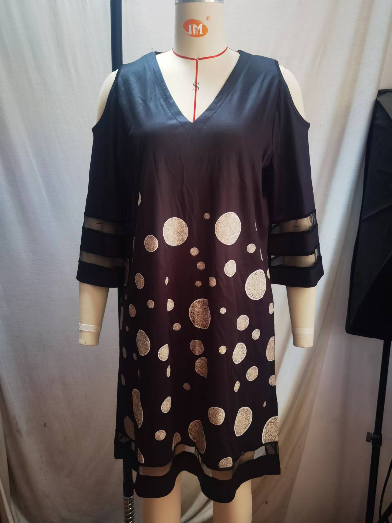 Wholesale Women'S Casual Printing Round Dots Flower Daily V Neck Half Sleeve Irregular Skirt display picture 3