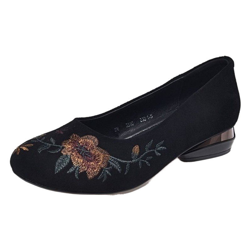 Zapatos de una sola capa de tacón grueso para mujer 2024 primavera nuevos zapatos de mamá de tacón bajo de corte bajo zapatos de punta redonda zapatos bordados zapatos cómodos zapatos de cuero mate