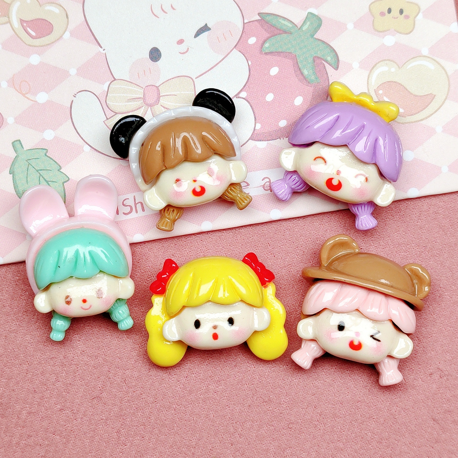 Ventas directas de fábrica nuevo brillante chica de dibujos animados accesorios de resina DIY horquilla hecha a mano accesorios para el cabello hebilla de zapato material al por mayor