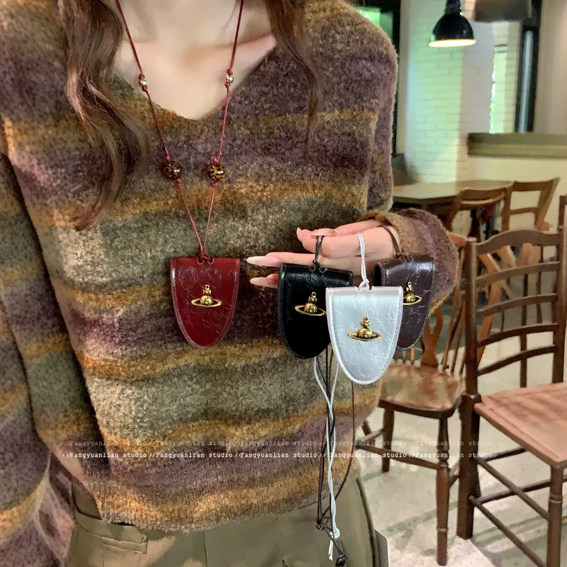 法式土星串珠眼镜夹项链女款高级感轻奢便携墨镜夹长款毛衣链饰品