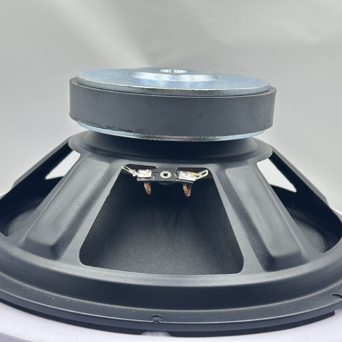 Excludizado transfronterizo para altavoz de rango medio de frecuencia completa de 120 magnéticos de 35 núcleos con borde de doble anillo de 10 pulgadas