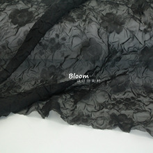 垂感半透明 黑色泡泡立体蔷薇褶皱压花雪纺布料 衬衫汉服diy面料