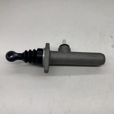 Suitable for Daf Truck Cf Clutch Master Cylinder 1395485 1334482 1348735 (Other brake systems)