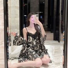 新款睡衣女印花黑色蕾丝睡袍吊带睡裙两件套带胸垫性感纯欲风轻奢