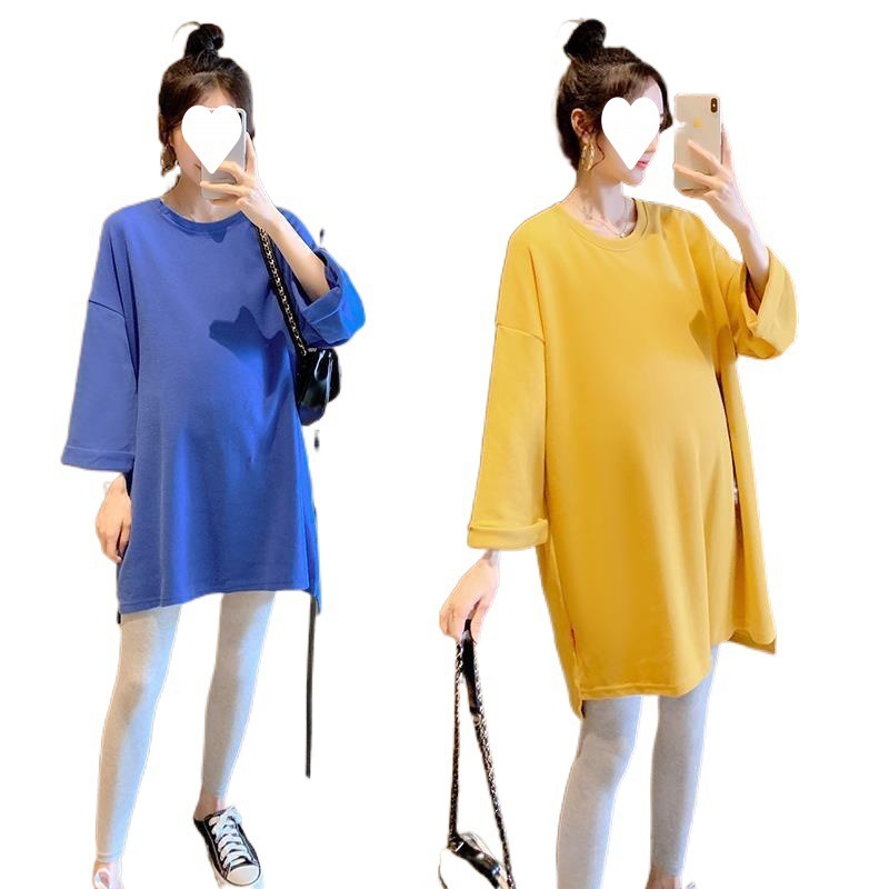 妊婦の秋服セットのファッションモデルがゆったりしています。|undefined