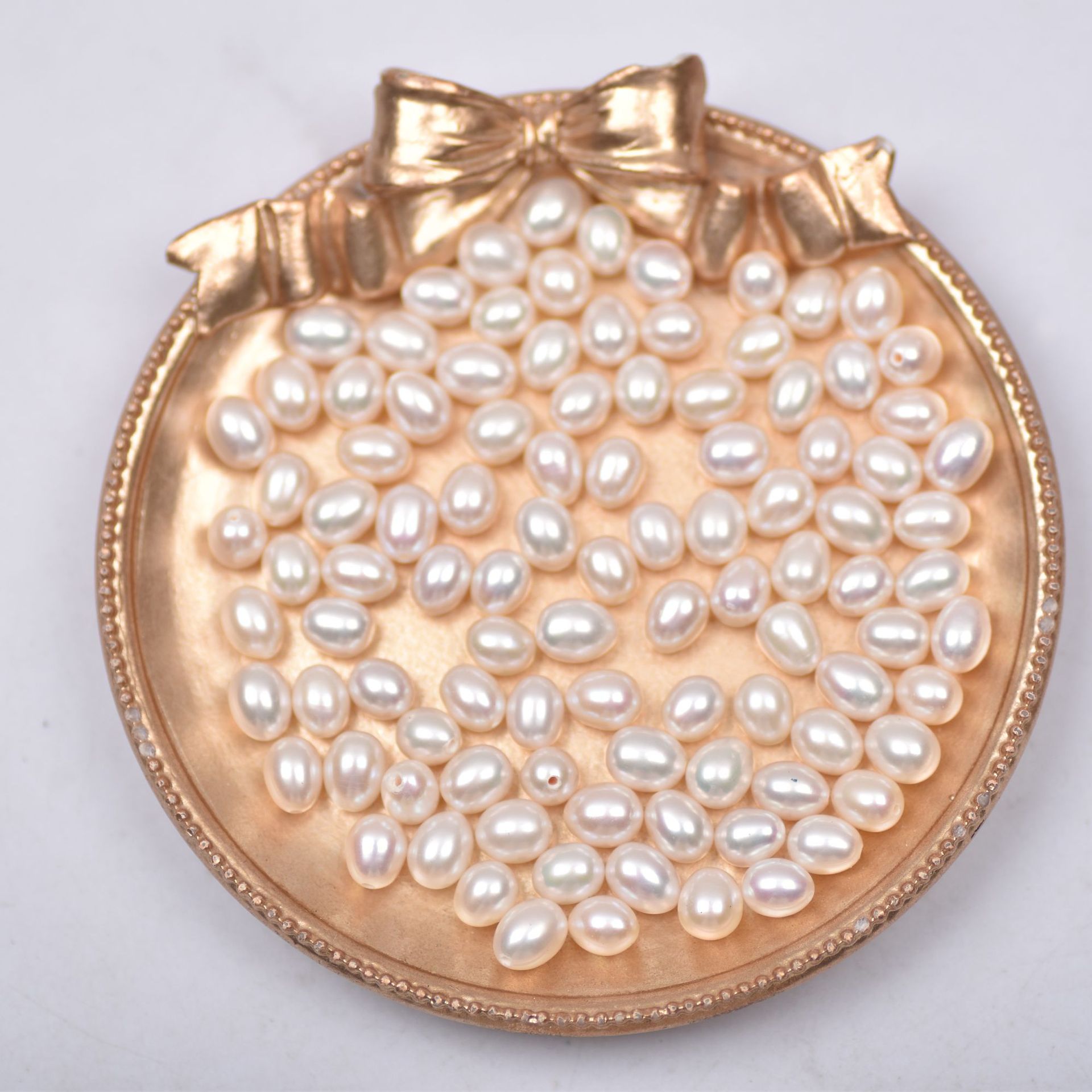 1 Piece Fashion Solid Color Freshwater Pearl Jewelry Accessories display picture 1