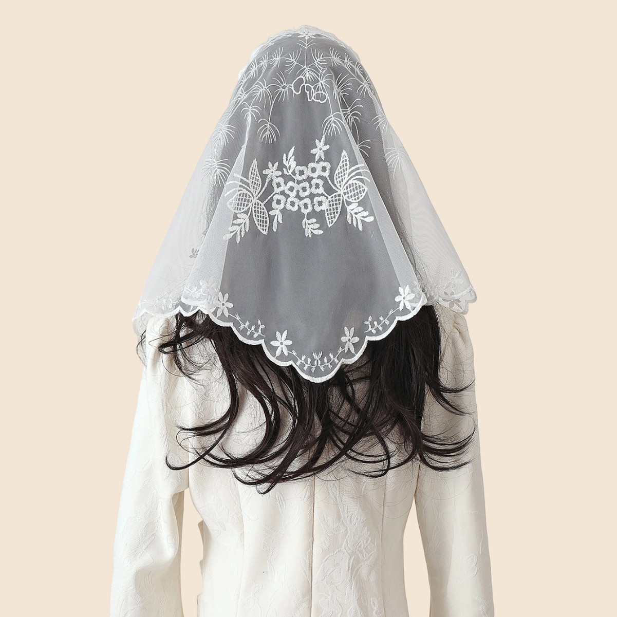 Cross-Border Four-Season Solid Color Lace Embroidery Floral Versatile Triangle Scarf Fashionable Elegant Lightweight Bridal Veil Neck Scarf for Women