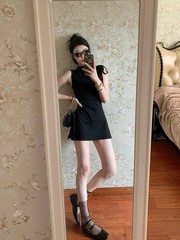 フレンチピュアセクシースタイルブラックノースリーブベストドレスレディースデザインニッチスリムショートスカート夏