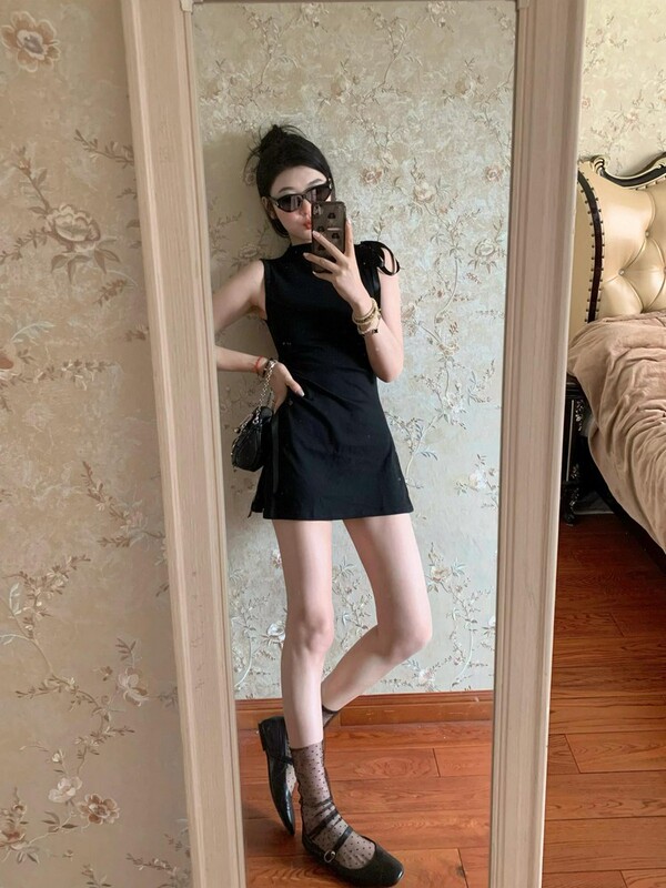 フレンチピュアセクシースタイルブラックノースリーブベストドレスレディースデザインニッチスリムショートスカート夏|undefined