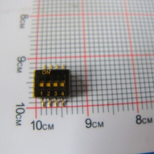 SW80-DSHP04TSGER Low Dial Film Patch Pin Foot DIP SWITCH, 4 Position DIP SWITCH