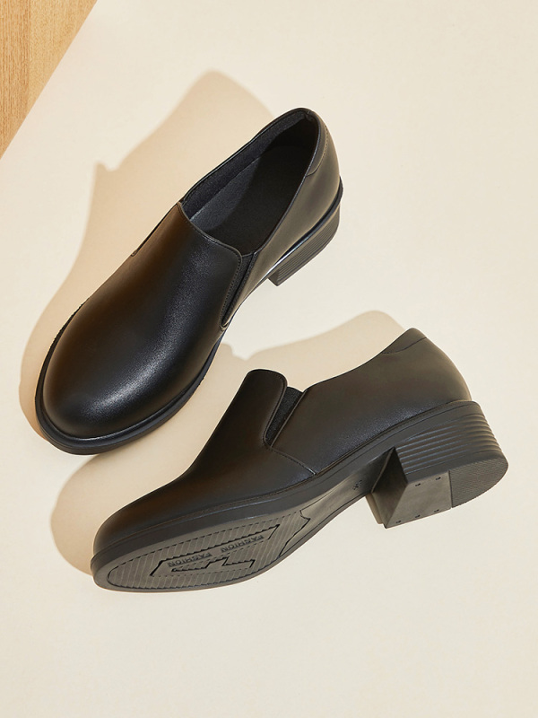 Autumn and Winter Deep-Cut Single Shoes for Women, 4cm Thick Heel, Black Work Shoes, Formal Black Leather Shoes for Hotel and Bank Work, Mid-Heel