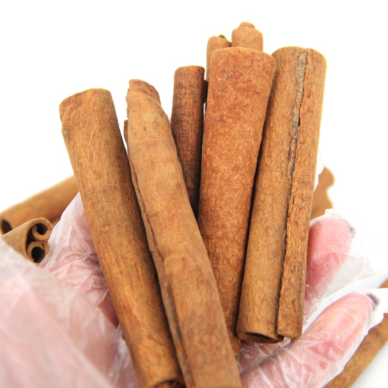 广西肉心桂皮刮皮肉桂香薰肉桂另有桂碎肉桂棒香料大全量大从优