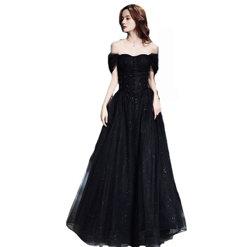 Vestido de noche de banquete negro 2024 nuevo verano elegante nicho luz vestido de pasarela de lujo Reunión Anual vestido de anfitrión