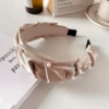 Pearl pleated khaki