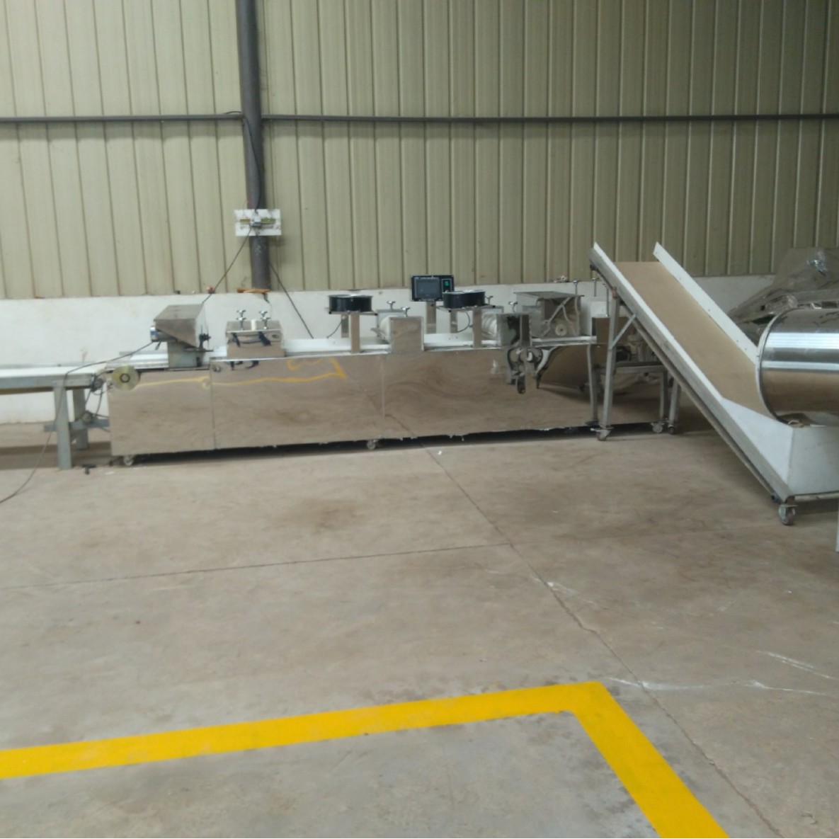 沙琪玛生产线米糕花生糖米花糖自动连续切块机