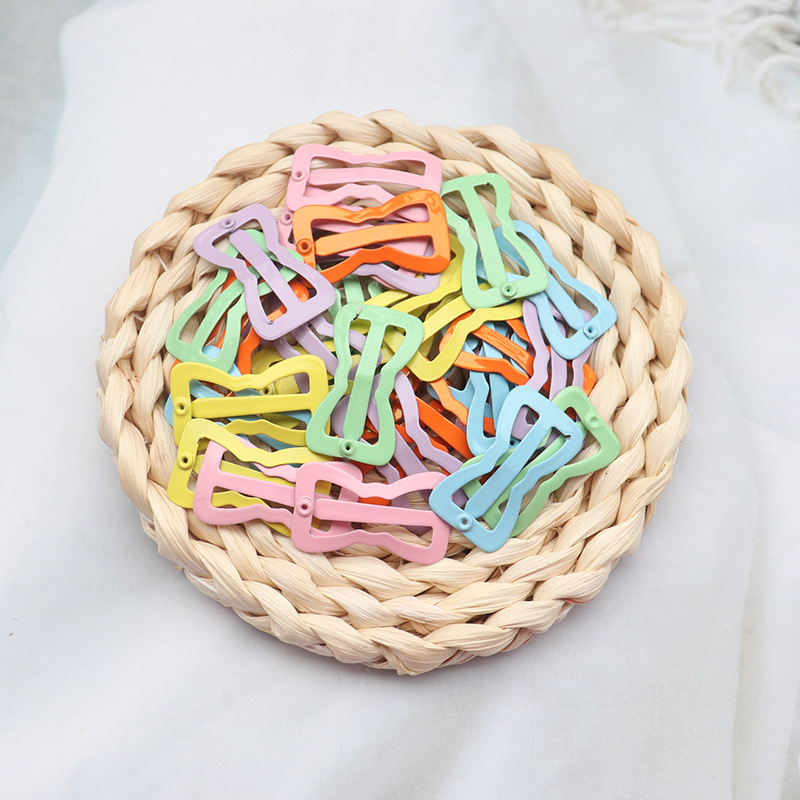 B4-30 (나비 넥타이)