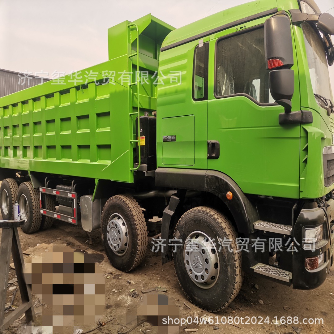Cross-Border Second-Hand Howo Dump Truck, Howo Tx12-Wheel Sand and Gravel Self-Unloading Transport Truck, Rear-Dump Heavy Truck