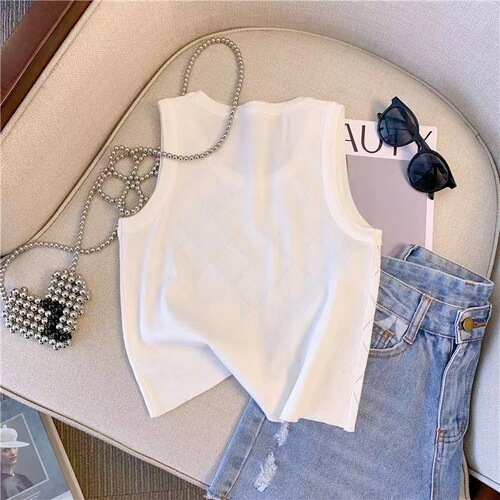 Ladies' Small French Style Strapless Backless Top, Summer Bestselling Diamond-embellished Sleeveless Round Neck Bodycon Top