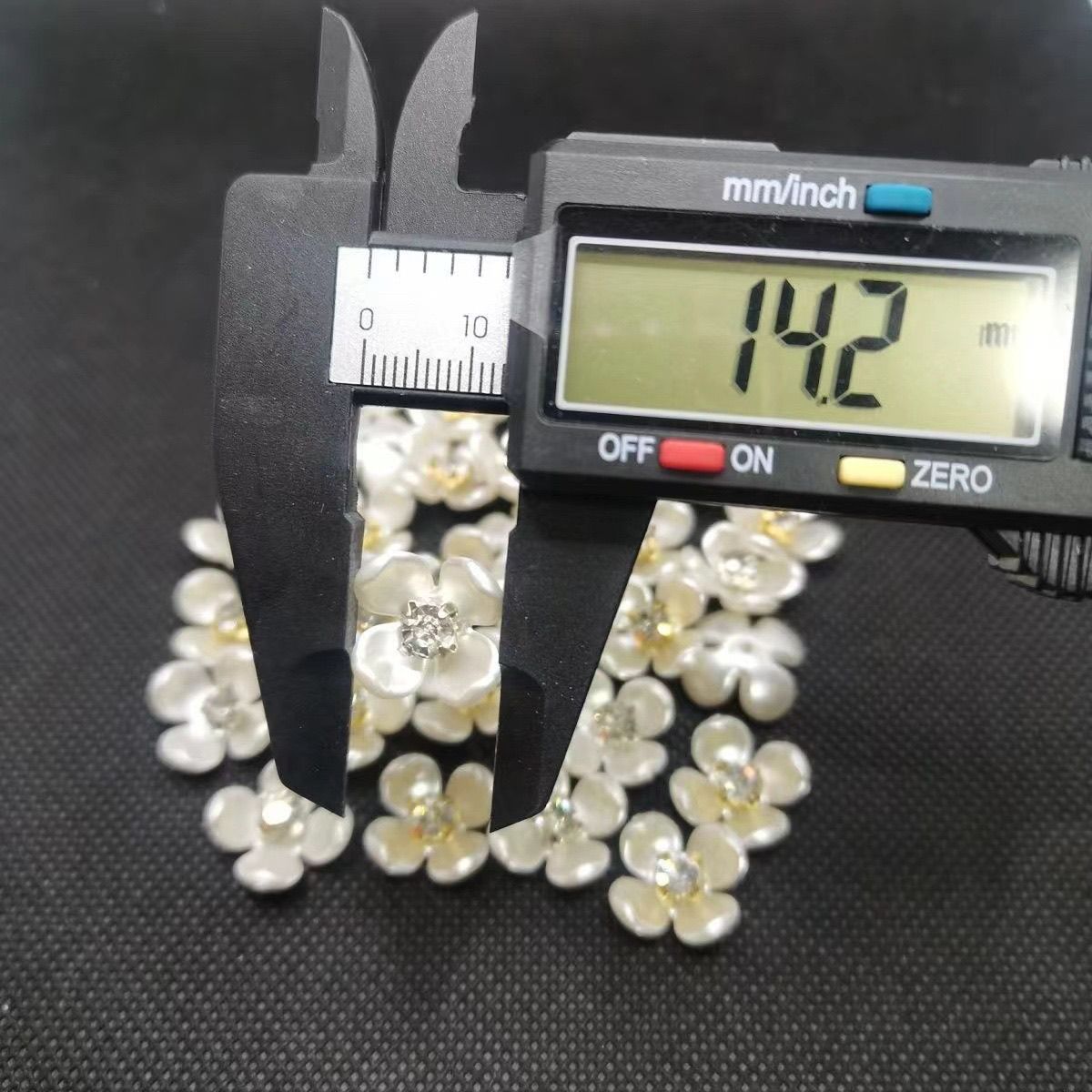 14mm四片小花朵金色单爪diy手工材料流行发夹配四瓣小花带金钻