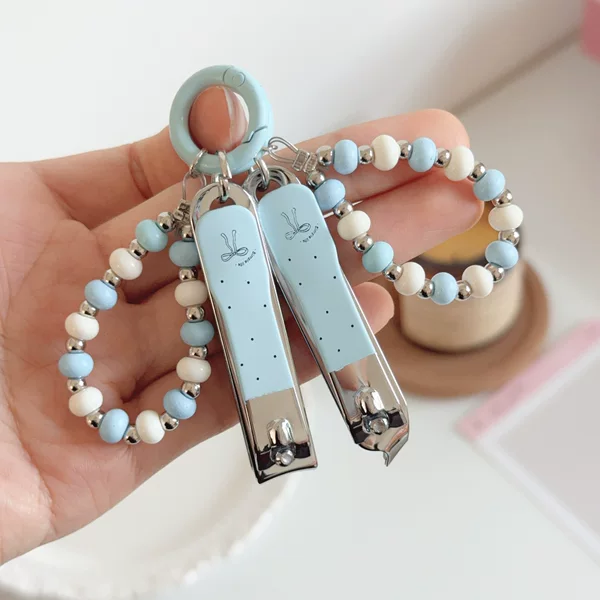 Korean-Style Fresh Nail Clippers for Girls, Beautiful Nail Clippers with Beaded Handmade Chain, High-Value Nail Clipper Pendant for Cutting Nails