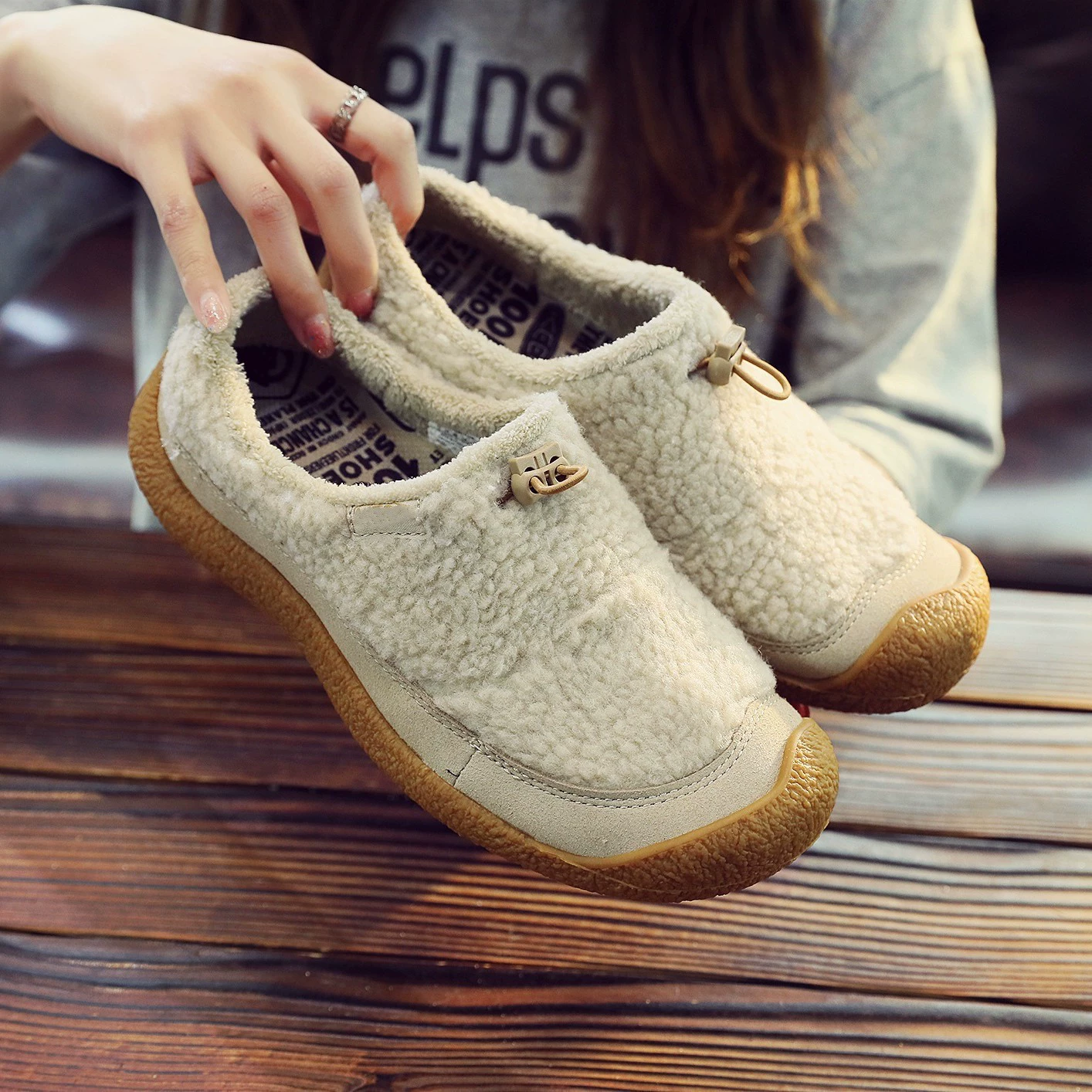 Зимние повседневные теплые плюшевые туфли без шнуровки на плоской подошве из овчины в стиле Cohen для женщин.