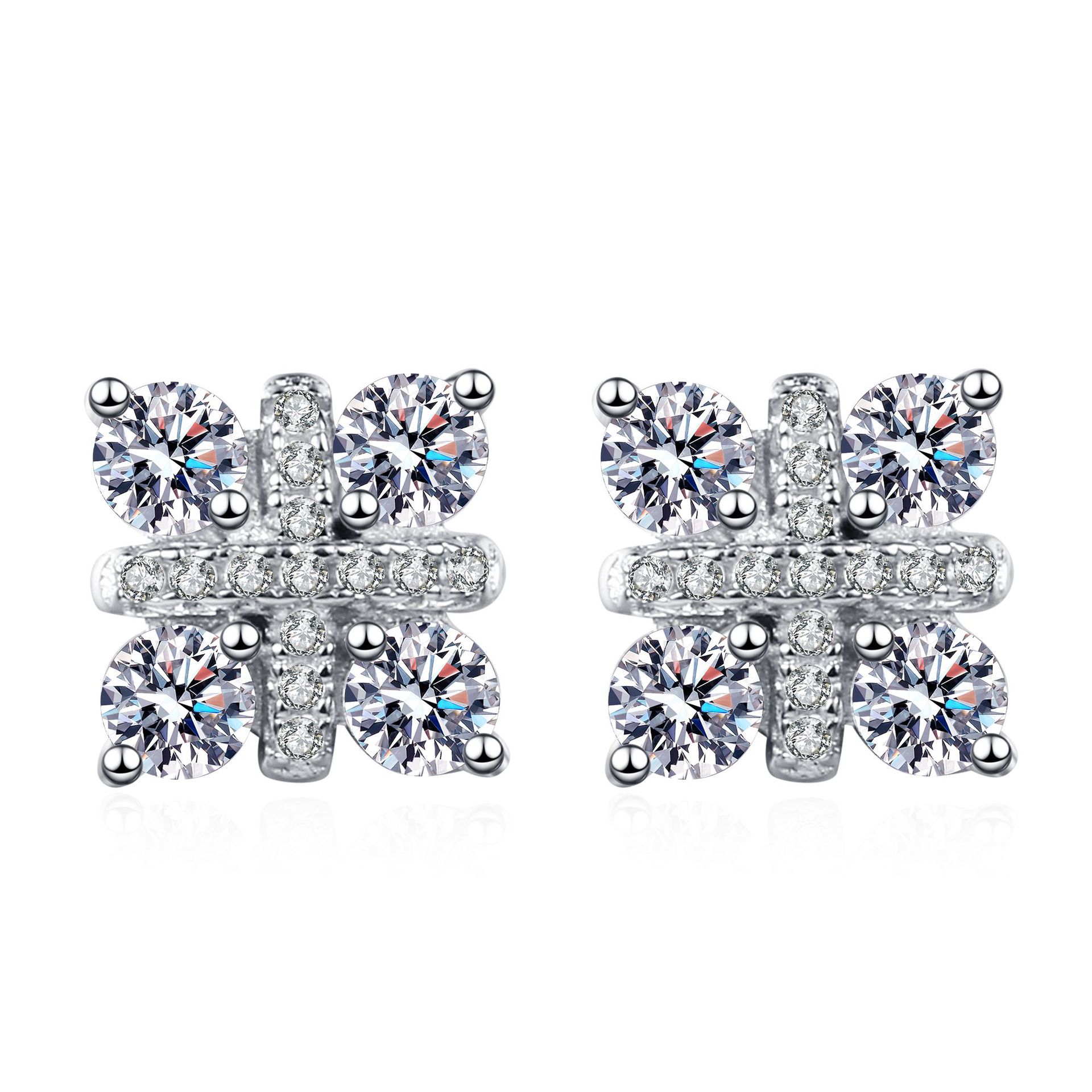 D Colour Moissanite Stud Earrings Sterling Silver Peace Knot_voghion.com