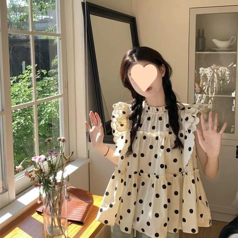 Милая рубашка больших размеров с развевающимися рукавами в горошек, универсальный новый дизайн во французском стиле с рюшами по краям, свободный топ на лето.