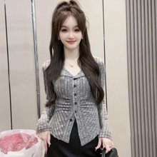 秋装新款女装修身显瘦长袖打底针织衫设计感小众纯欲辣妹上衣