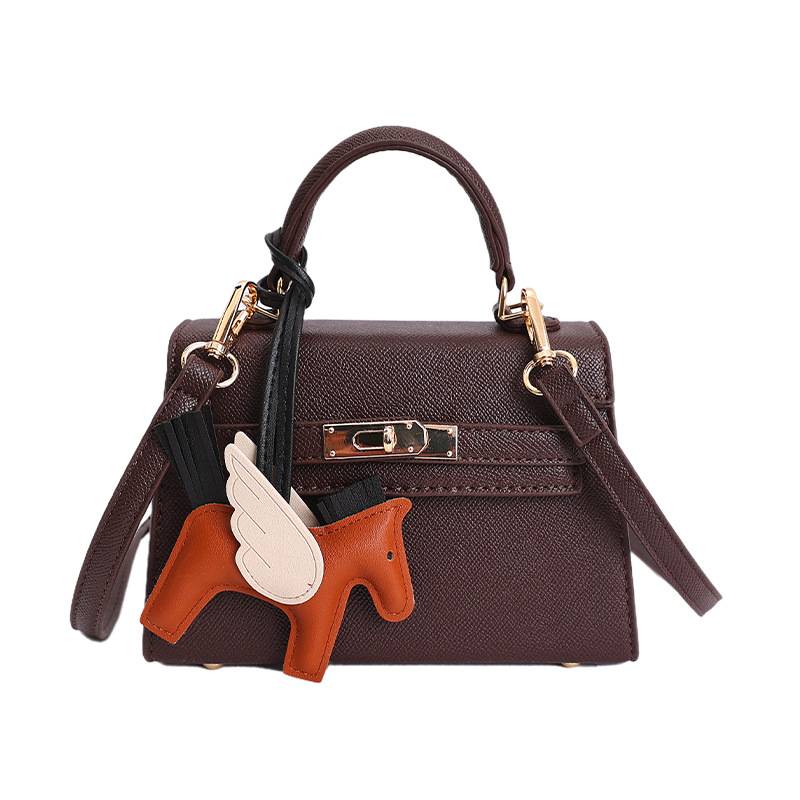 La sensación de alto nivel de lujo ligero bolso de mano Kylie mujeres 2026 ventas transfronterizas calientes nueva moda de viaje de hombro mochila