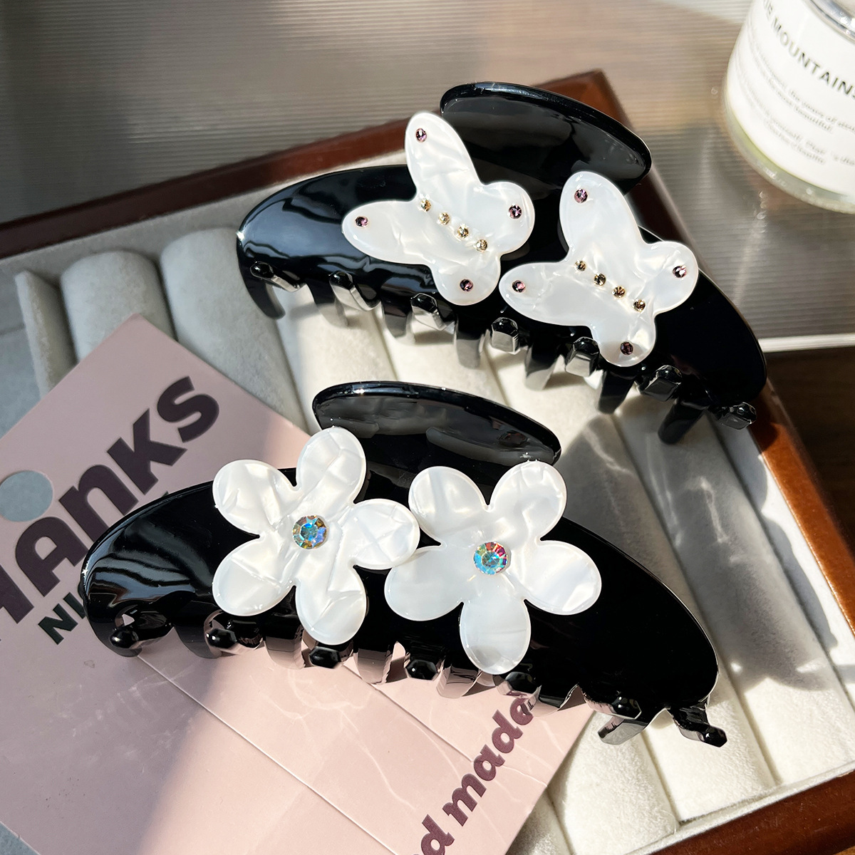 Ingredientes franceses acéticos diamante mariposa clip de agarre para mujeres otoño invierno nuevo temperamento de alta calidad tiburón clip de cabello image 3