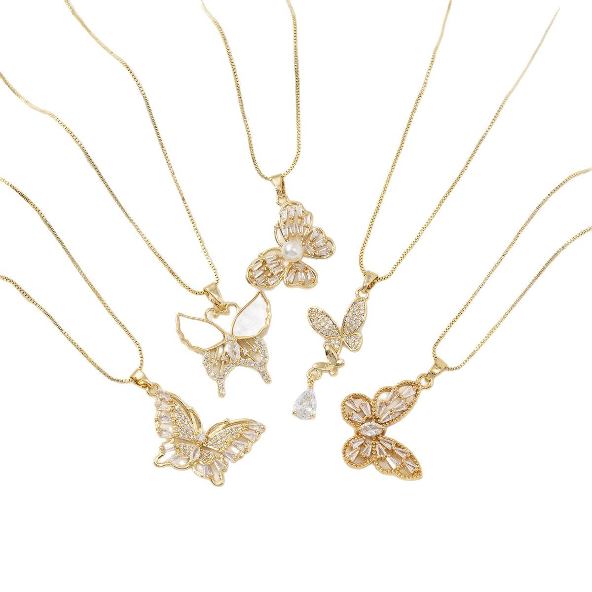 Collier pendentif papillon délicat plaqué or oxyde de zirconium_voghion.com