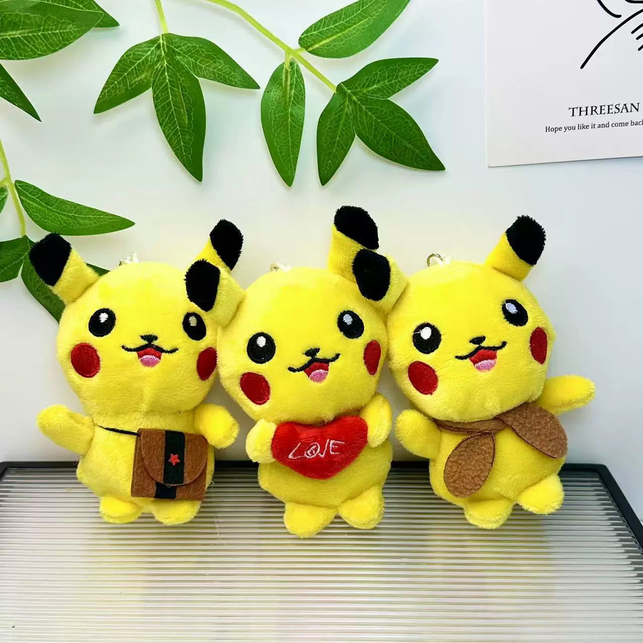 卡通皮卡丘毛绒公仔可爱玩偶钥匙链挂件生日礼物抓机娃娃毛绒玩具