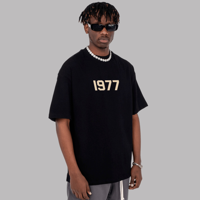 Heavy 350g de hilo doble manga corta para hombres y mujeres escote pequeño 1977 Camiseta de algodón suelta media manga blanca caída hombro media manga