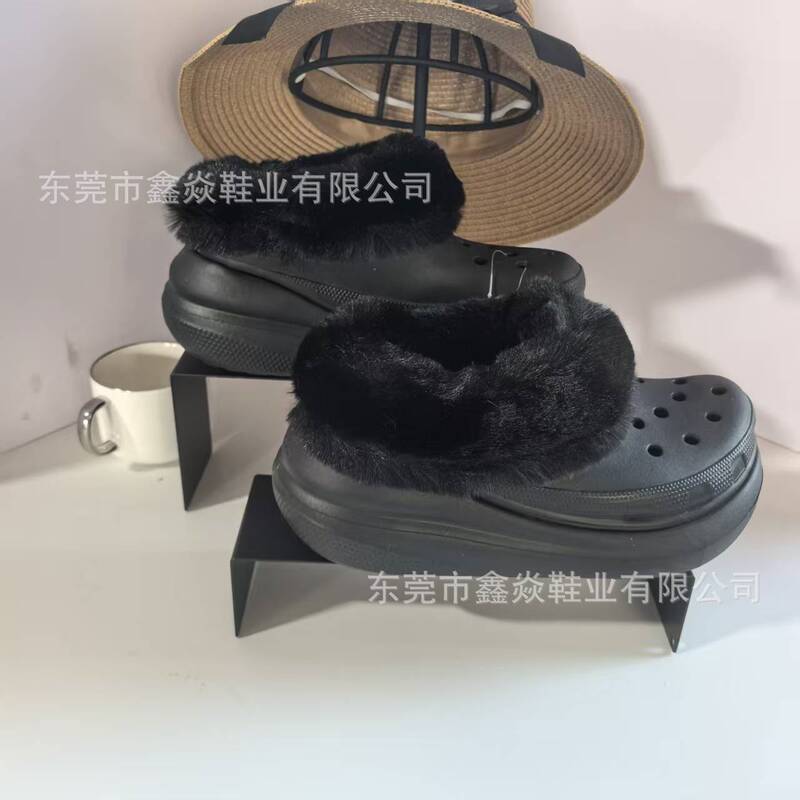 2025 Corss Winter New Style Women's Plush Puff Shoes with a Stepping-On-Clouds Feel, Ultra-Thick Sole for Outdoor Wear